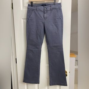 Kick boot grey pants